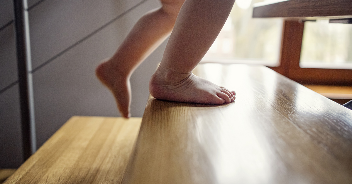 Mikor nem kell cipő a gyerekre? A gyógytornászok egyértelmű válasza