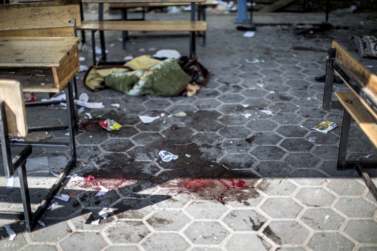Az ENSZ-iskola az izraeli légicsapást követően, Bét Hanún településen, 2014. július 24-én.