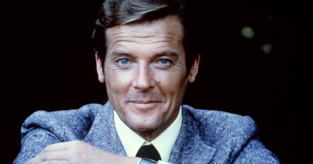 Ő Roger Moore idősebbik fia: az 59 éves Geoffrey olyan sármos, mint az apja