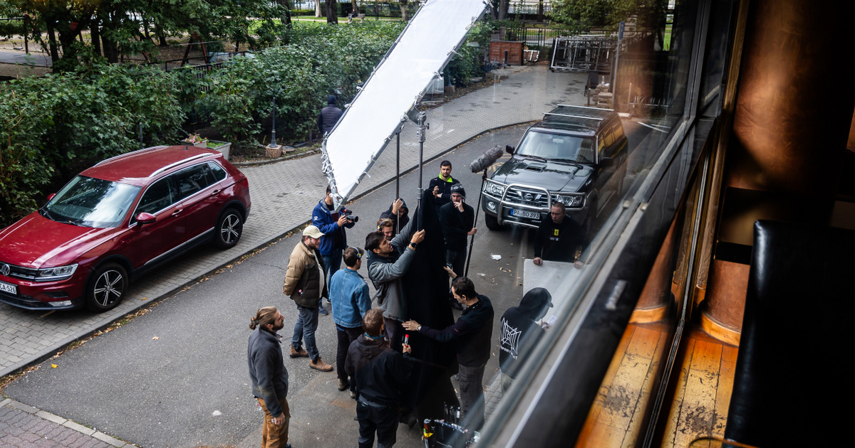 Kiderült, mikor kerül a mozikba Dobó Kata romkomja