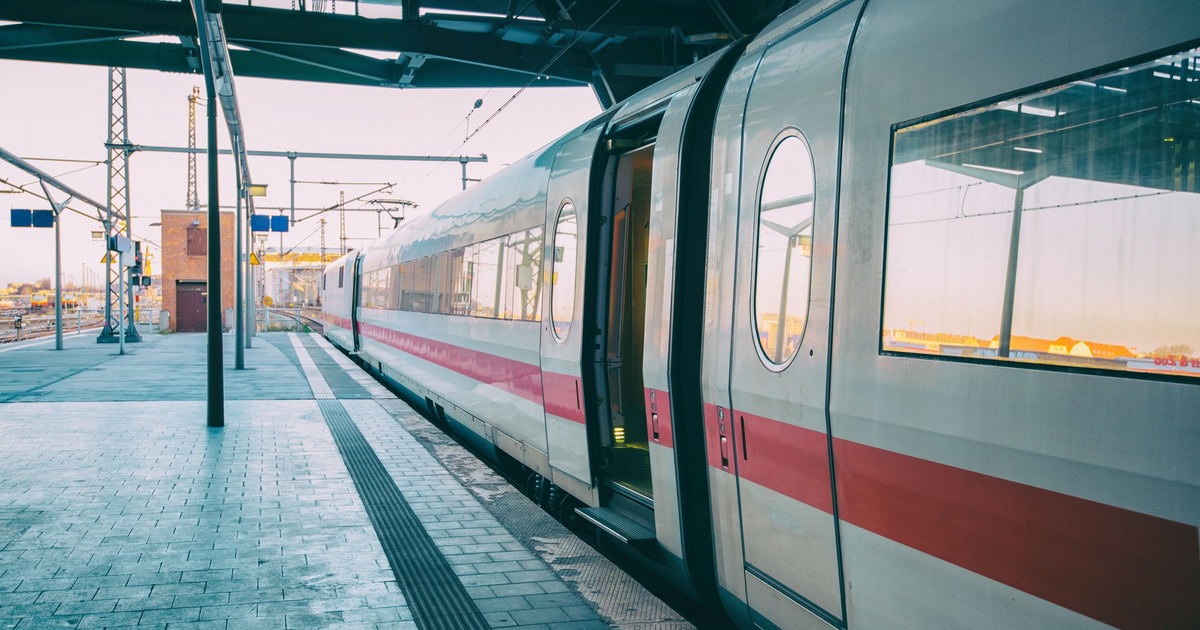 Hihetetlen, mit találtak egy német vonat első osztályú fülkéjében: a sokat tapasztalt vasutasok sem láttak még hasonlót