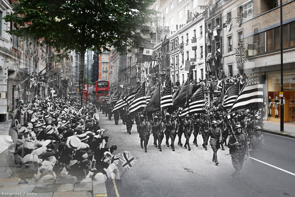 Amerikai katonák a Sloane Streeten, Londonban, 1918-ban.