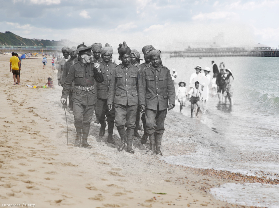 Indiai katonák a bournemouth-i tengerparton, 1917 körül.