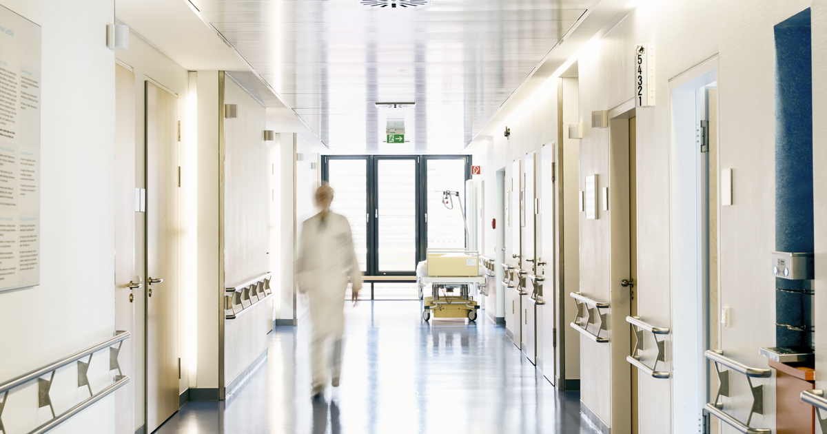 2026-tól központilag szerzik be a szappant és a vécépapírt a kórházakba