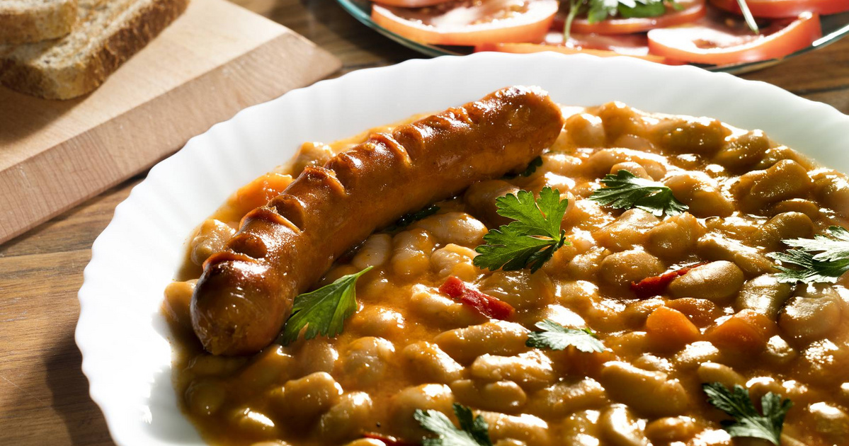 Sűrű babfőzelék, ahogy Erdélyben készítik: imádni fogod ezt a receptet