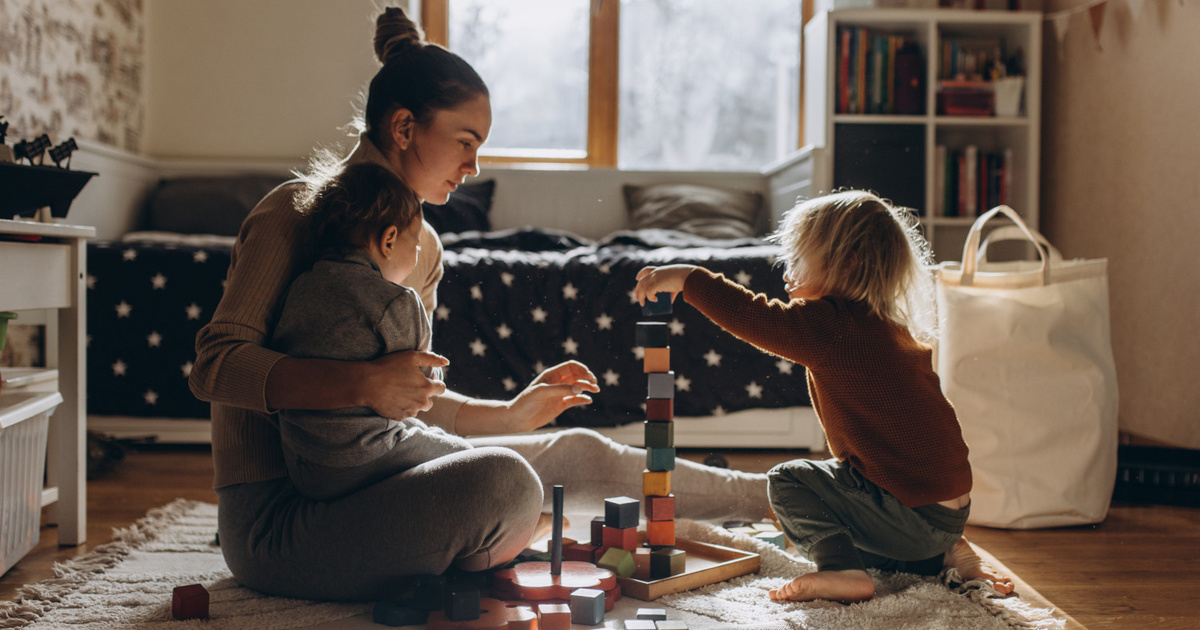 Növeli az IQ-t, és fejleszti a kommunikációt: 6 játék, amihez minden megtalálható hozzá otthon