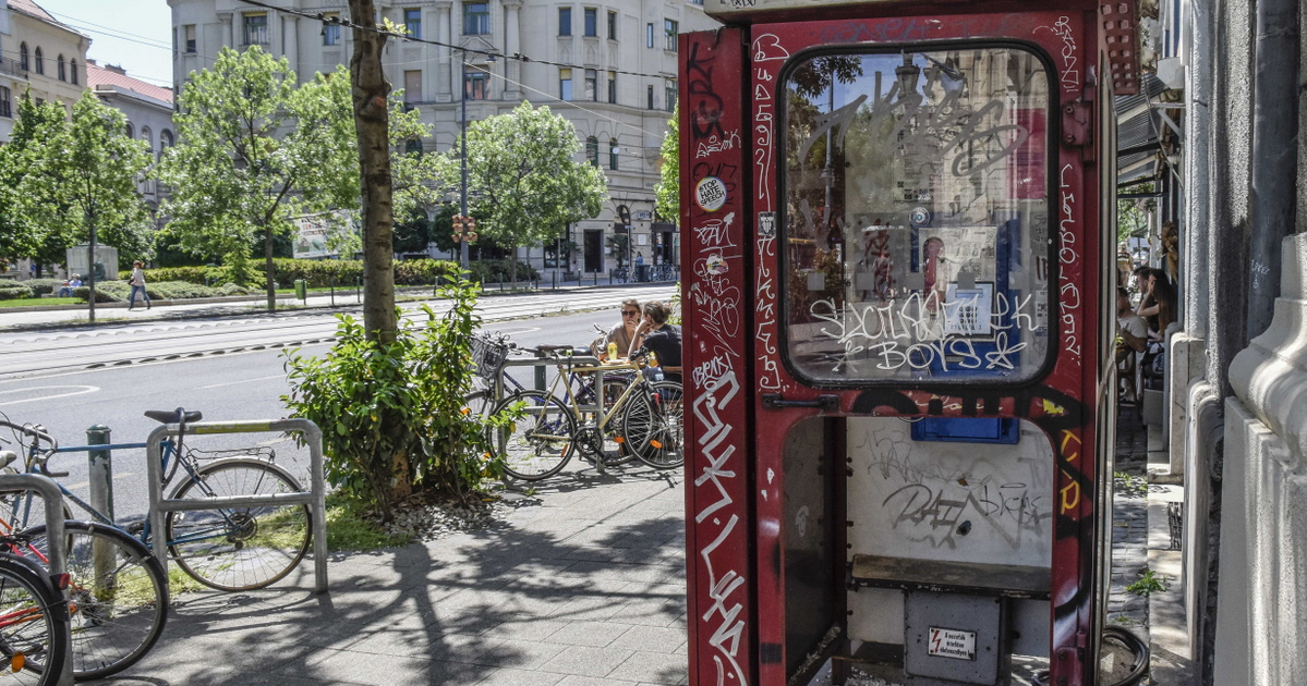 Index – Belföld – Döntött a közgyűlés, végleg eltűnhetnek a felesleges telefonfülkék Budapestről