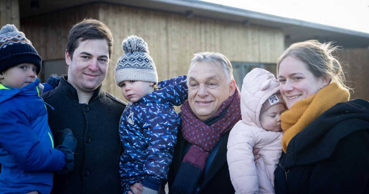 Index – Belföld – Orbán Viktor emlékeztetett, érkezik a háromgyermekes édesanyák első szja-mentes fi…