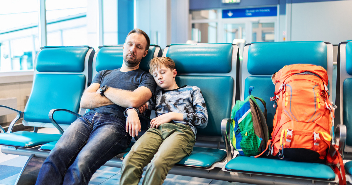 Budapesti járatot is törölt a brüsszeli repülőtér - Több órás légtérzárat rendeltek el