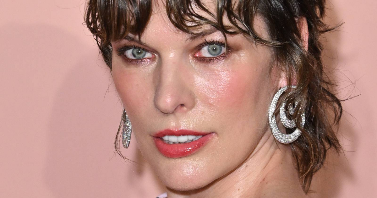 Milla Jovovich lánya 18 éves lett: Ever gyönyörű, mint színésznő-modell anyja