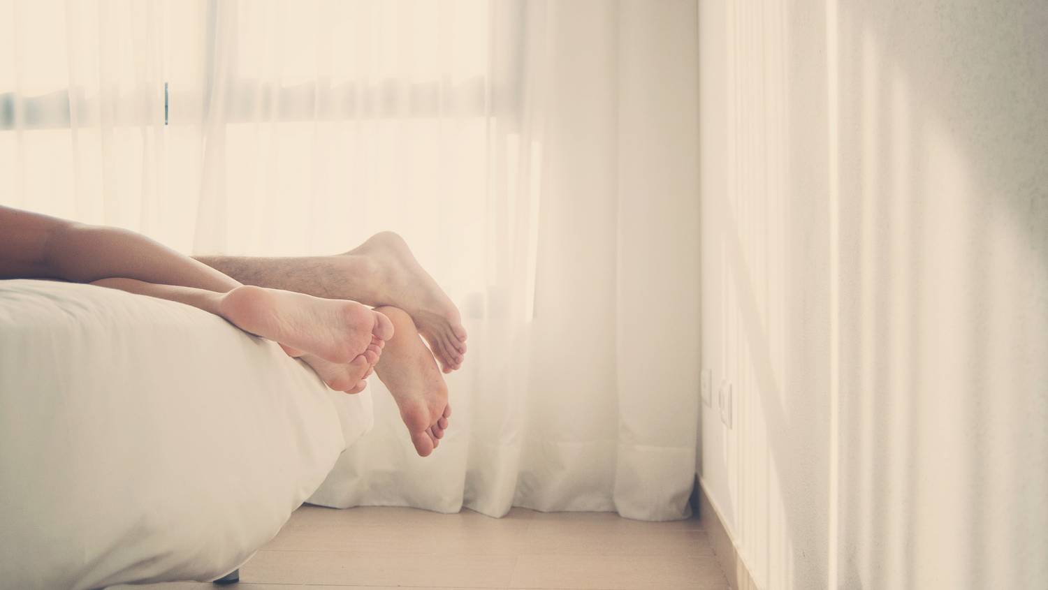 A szakértő elárulta, milyen jelek utalnak arra, ha a partnered másra gondol az ágyban