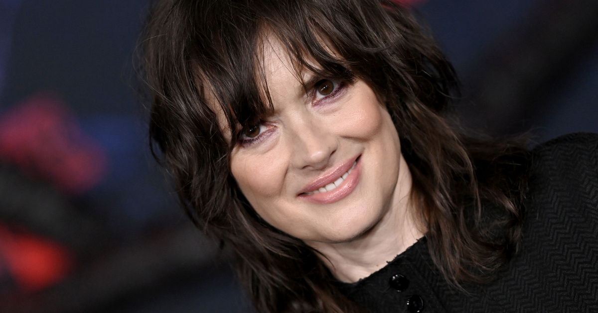 Ő Winona Ryder ritkán látott párja: a sármos Scott már 14 éve szereti a színésznőt