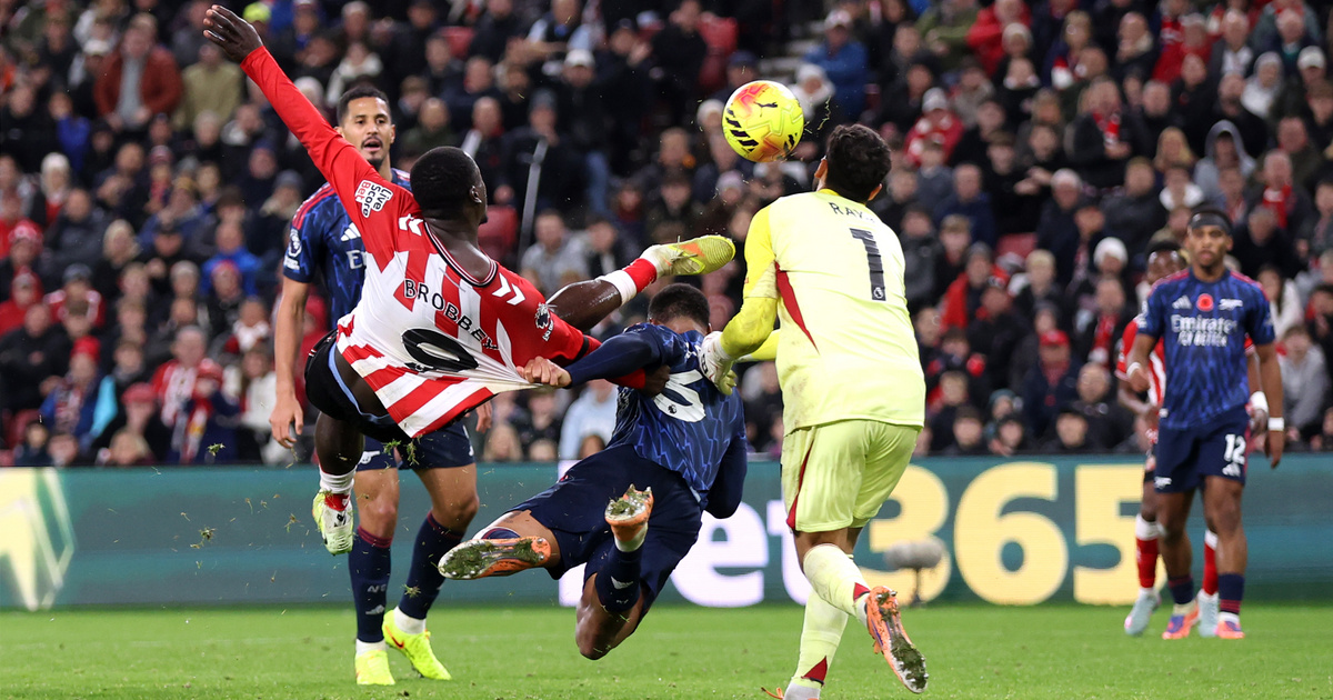 A frissen feljutó Sunderland csodagóllal tört borsot a szenzációs formában játszó Arsenal orra alá