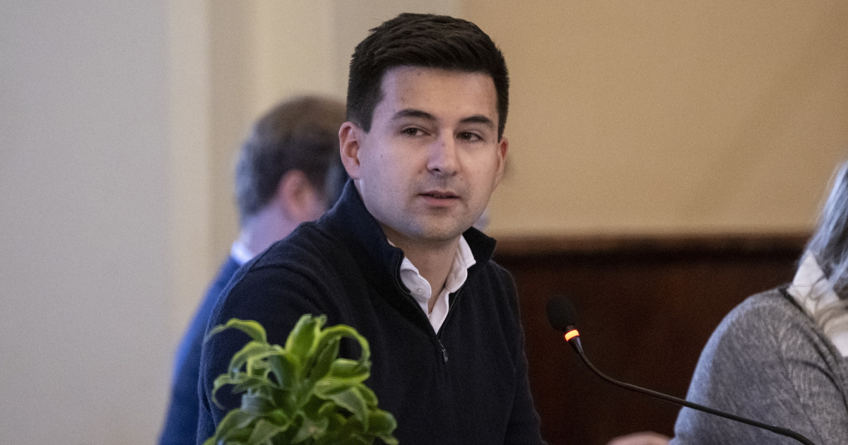 Index – Belföld – Éles vita robbant ki a Schmidt Mária megverését imitáló színdarab miatt, Nagy Ervi…