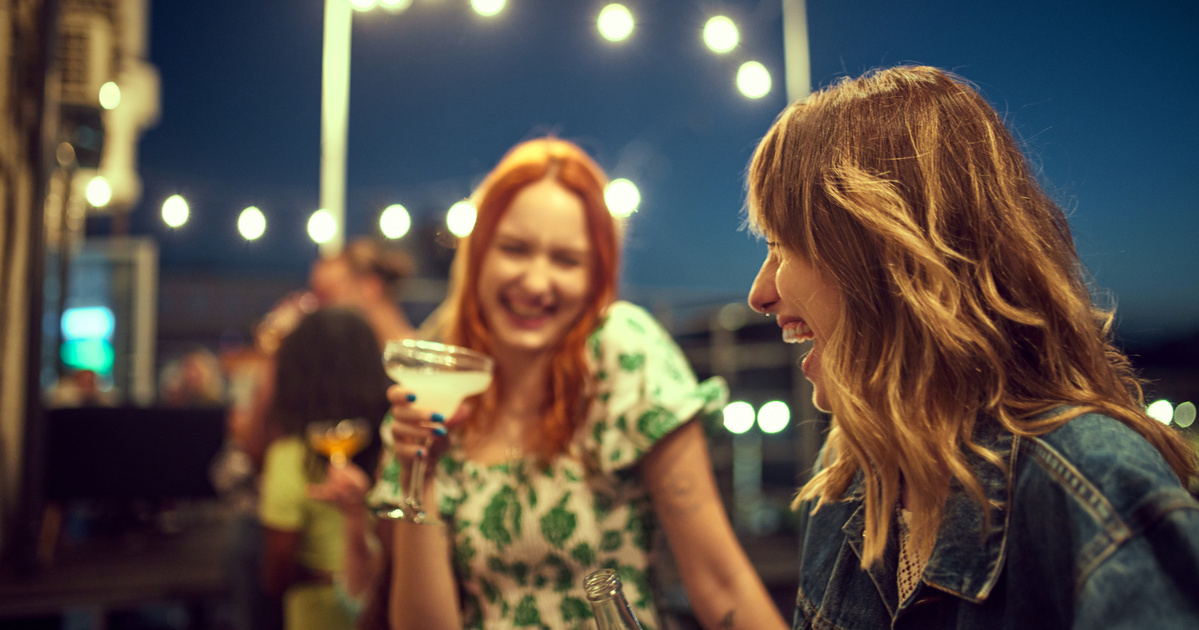 Vége a hét fáradalmainak! A rák és a vízöntő ma kirúgnak a hámból