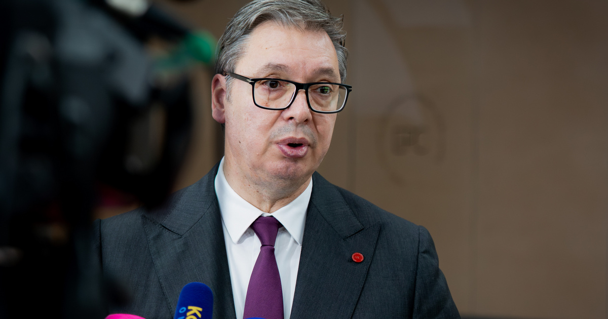 Óriási botrányt kavart Szerbiában Vucsics gesztusa, amivel Trump vejének...