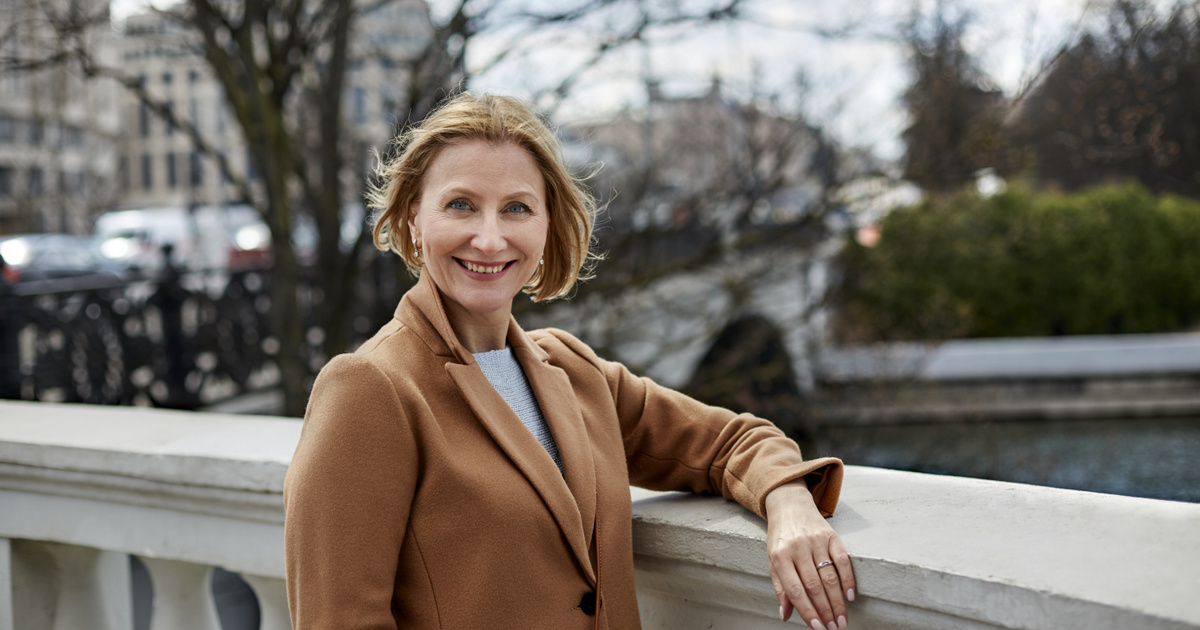 50 felett ezek a kabátok a legelőnyösebbek – Csinos, elegáns és karcsúsító darabok árakkal, lelőhelyekkel