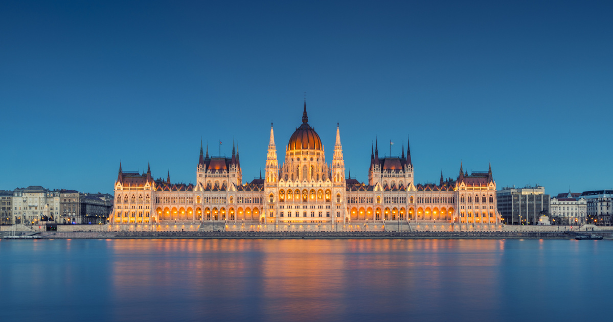 Ilyen gyönyörűnek még sosem láttad Budapestet: a turisták lélegzete is elakad, ha meglátják így