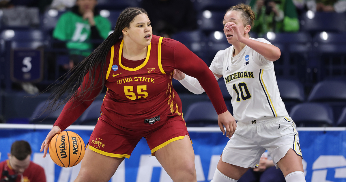 Buldózer a pályán: pingponglabdaként pattognak le a védők a tündéri óriásbébiről