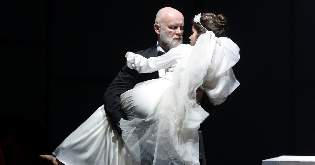 Két éve nincs eredménye a Nemzeti Színházban történt baleset miatt indított nyomozásnak