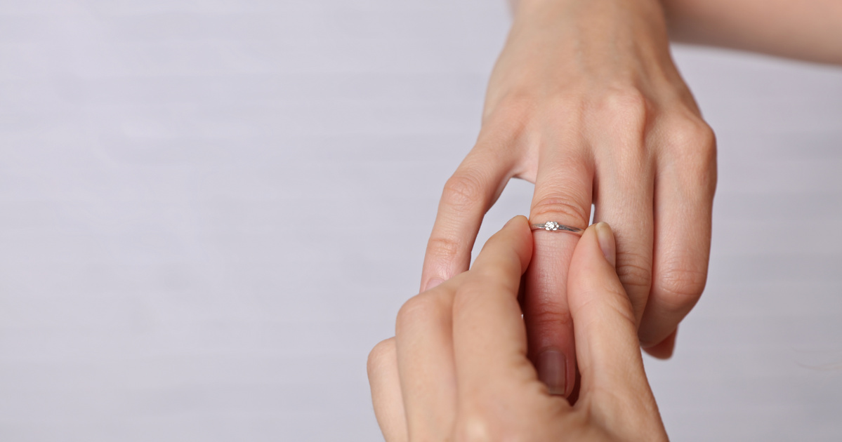 Garantáltan jó méretű gyűrűt veszel ezzel a módszerrel: filléres eszköz kell hozzá