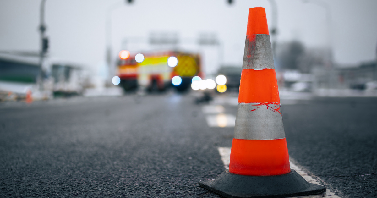 Két kamion és egy autó ütközött az M5-ösön – Sokan kerülni kényszerülnek