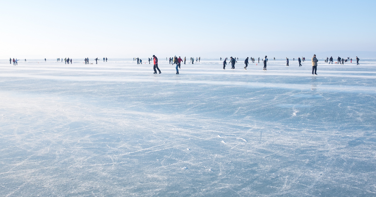 Lehet korcsolyázni a Balatonnál: ekkor nyitják meg a pályákat