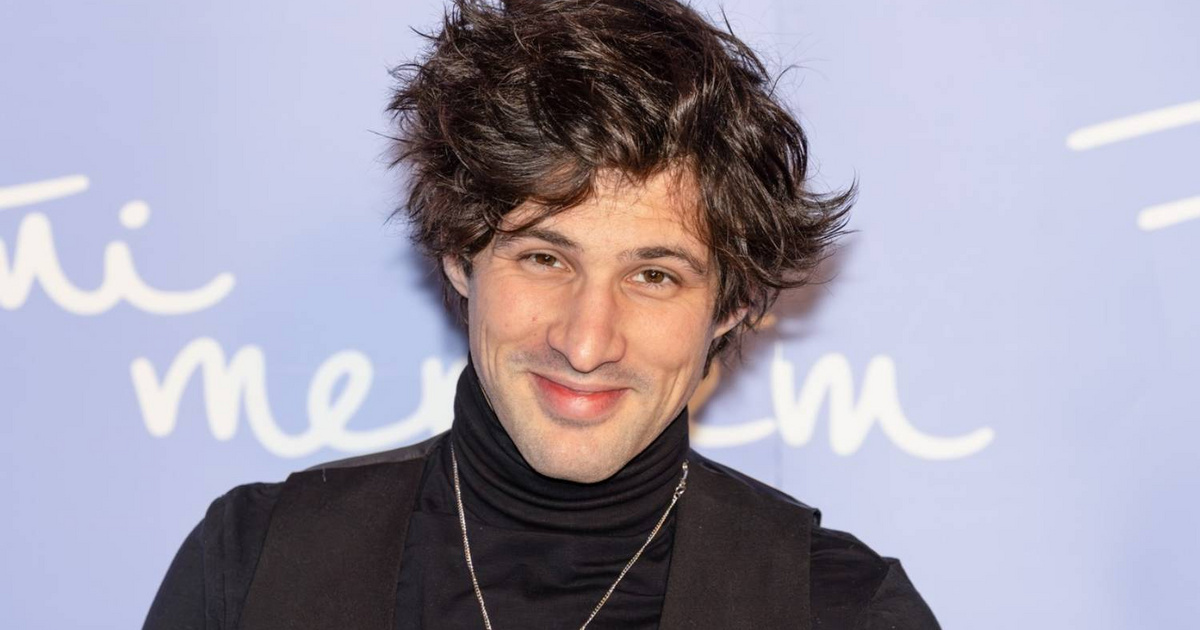 Ember Márk édesapja ennyire sármos férfi: már tudjuk, kitől örökölte a jó géneket