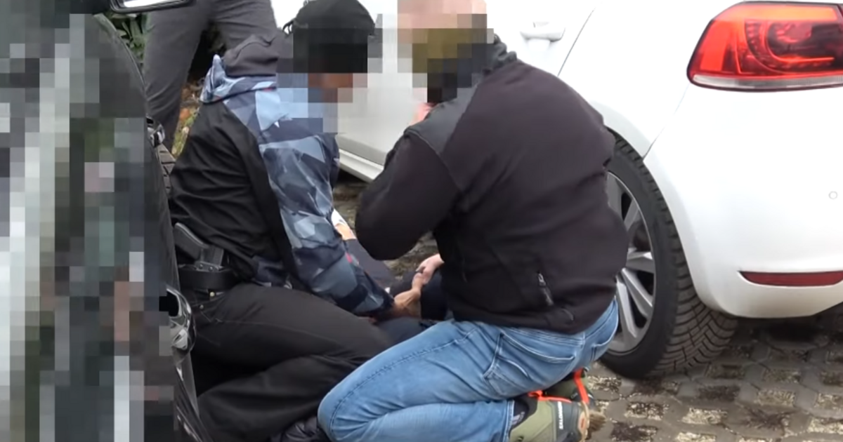 Két férfi elrabolt, majd kirabolt egy idős embert Biatorbágyon