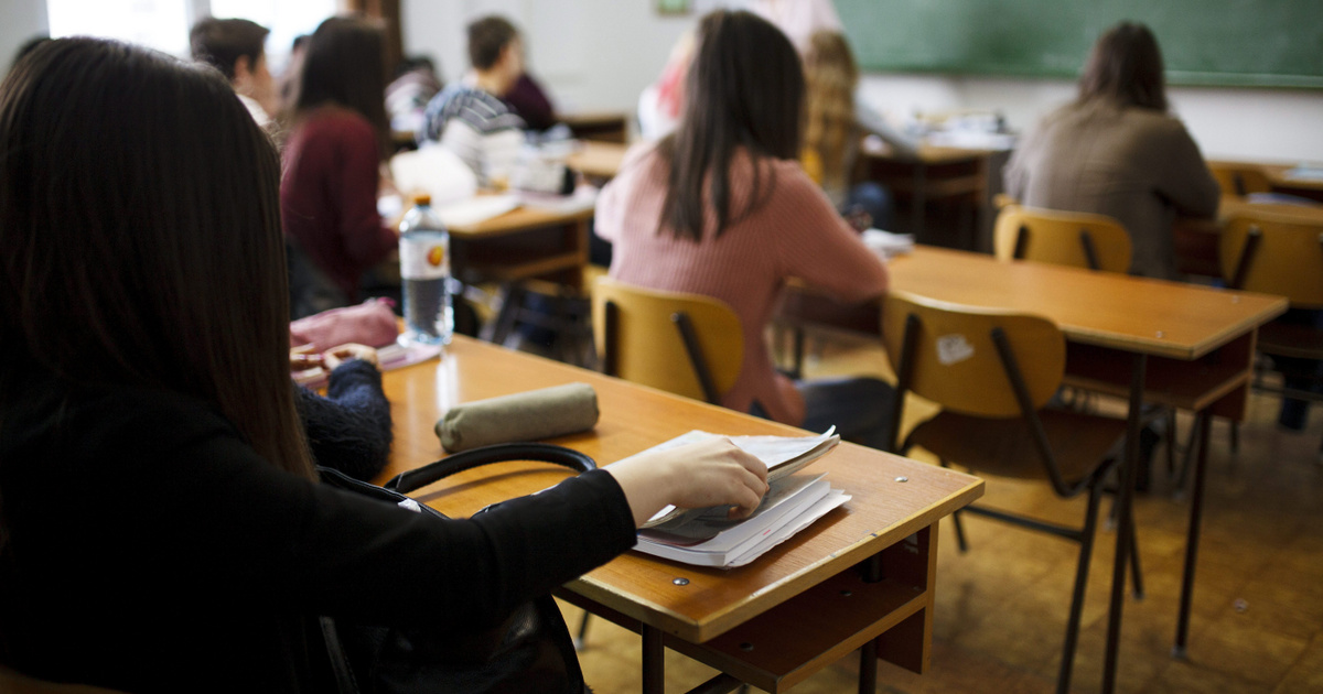 Az egyik legfontosabb hivatalos dokumentumot érintő változás jön Magyarországon