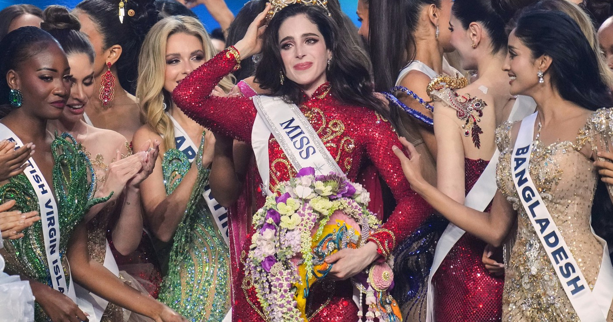 A 2025-ös Miss Universe nyertese fürdőruhás bombázó: a mexikói Fatima Bosch lett a legszebb nő