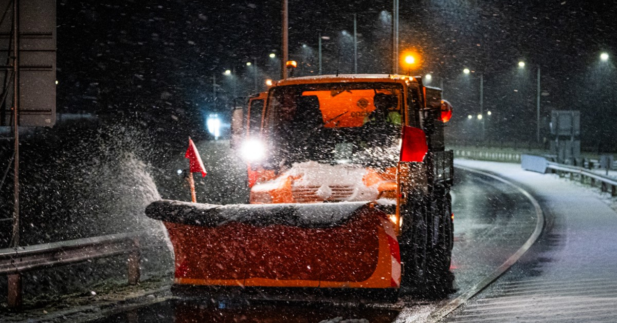 Index – Belföld – Több száz speciális járművet állítottak készenlétbe a havazás miatt