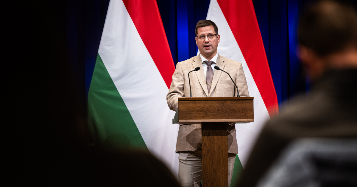 Gulyás Gergely: A kormány megmenti a fővárost, egyszerre jön a 13. és a 14. havi nyugdíj - Gulyás Gergely: A kormány megmenti a fővárost, egyszerre jön a 13. és a 14. havi nyugdíj