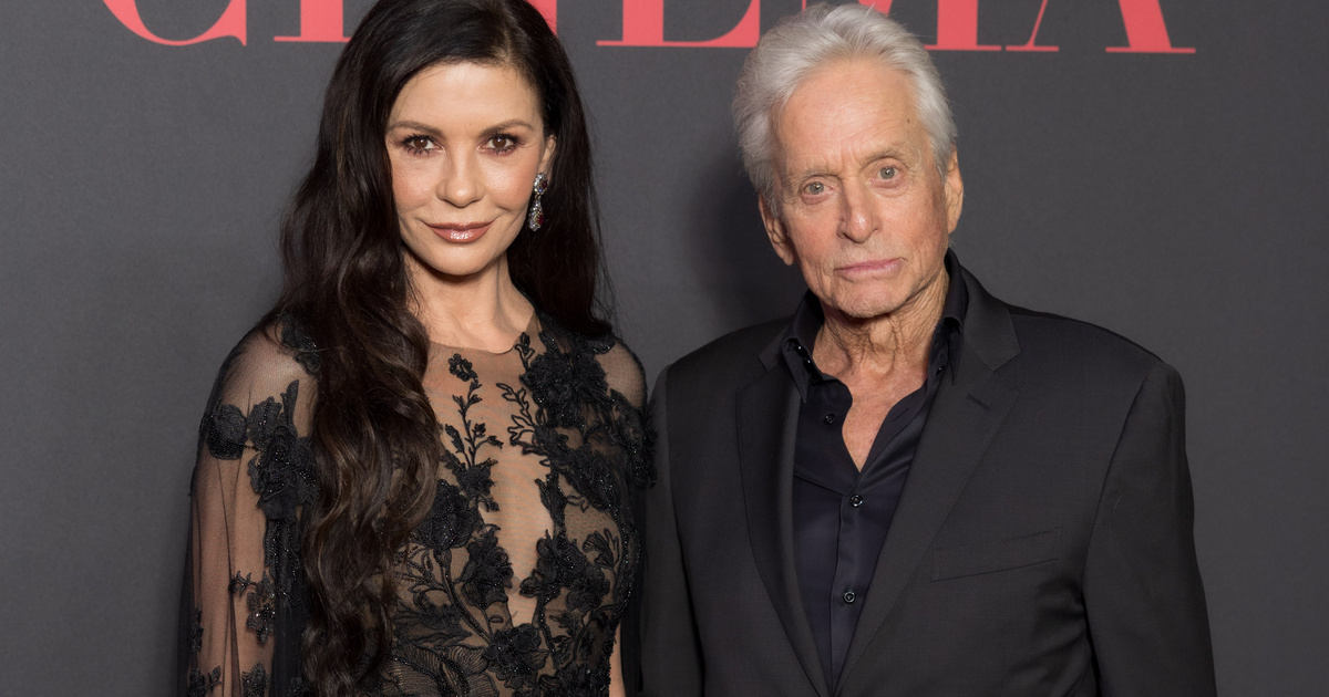 Catherine Zeta-Jones és Michael Douglas 25 éves fia piszkosul jóképű: Dylan ennyire hasonlít híres szüleire