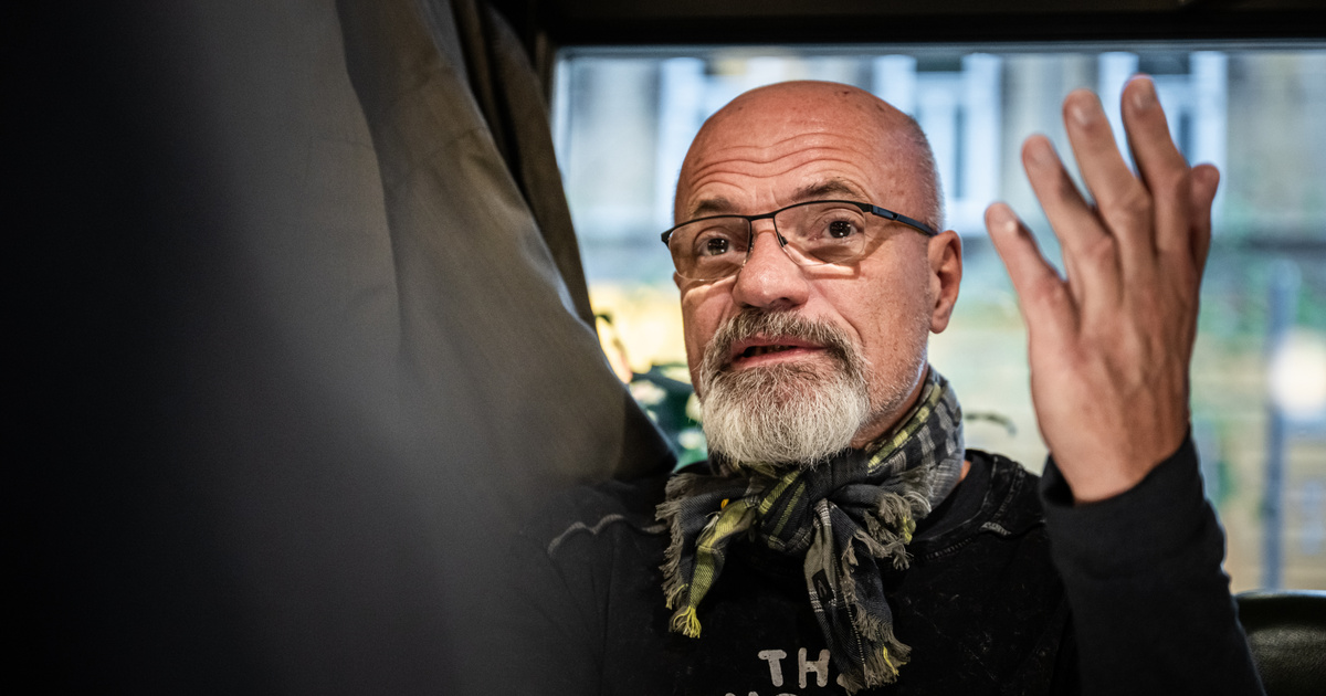 Zacher Gábor: Beszedi a gyógyszereit, és azt gondolja, meggyógyult. Lófaszt gyógyult meg