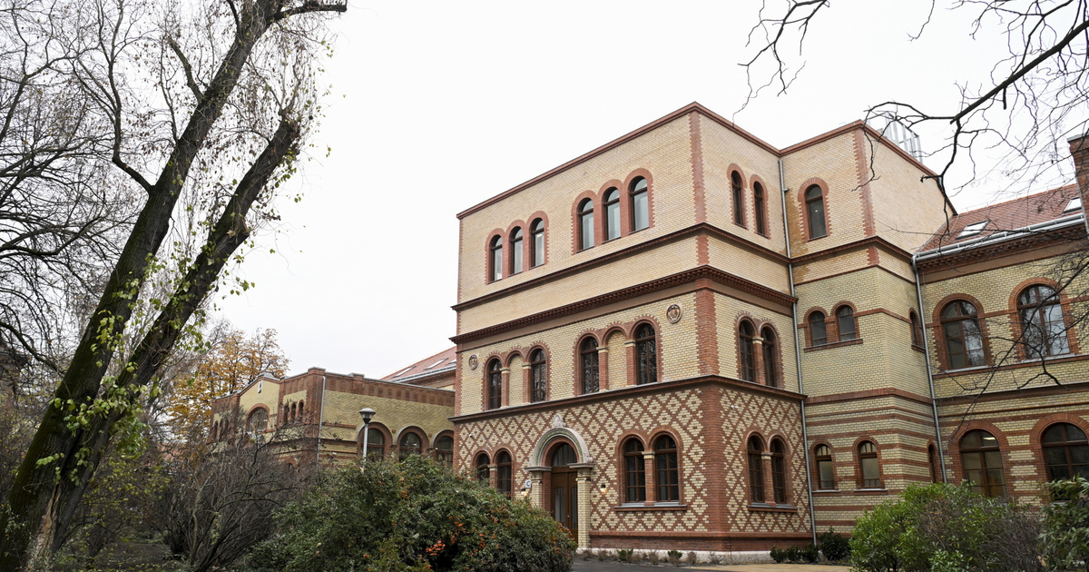 Arra kötelezik az állatorvostan hallgatókat, hogy a vizsgaidőszak előtt drogprevenciós előadáson vegyenek részt