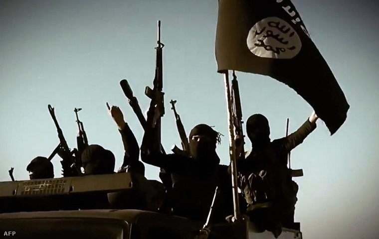 Jelenet egy ISIS propaganda-videóból