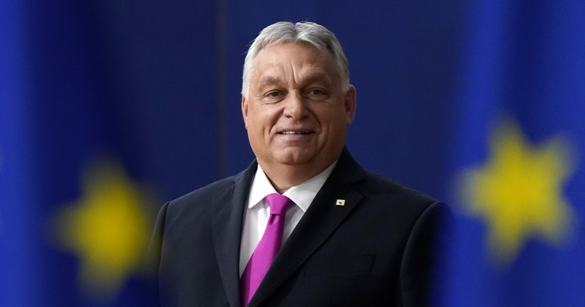 Index – Belföld – Cuki ünnepi képsorokkal üzente meg Orbán Viktor: migránsok, Brüsszel, napi egymill…