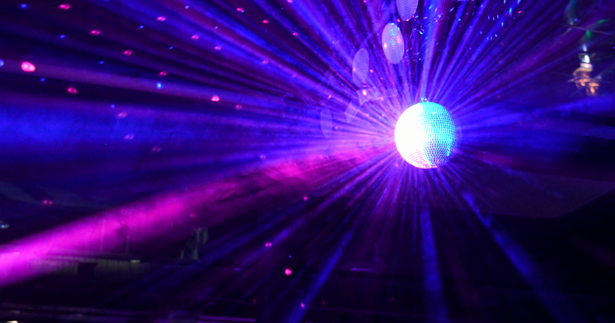 Megszólalt a szórakozóhely, ahol a haláleset történt: kiderült mi végzett a bulizó fiúval