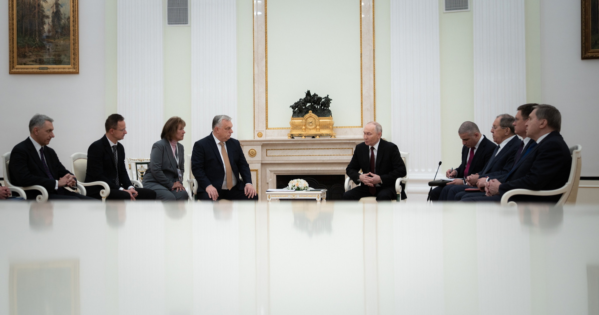 Index – Belföld – Megszólalt Lázár János a moszkvai útról, Orbán Viktor ezért vitte őt magával Putyi…