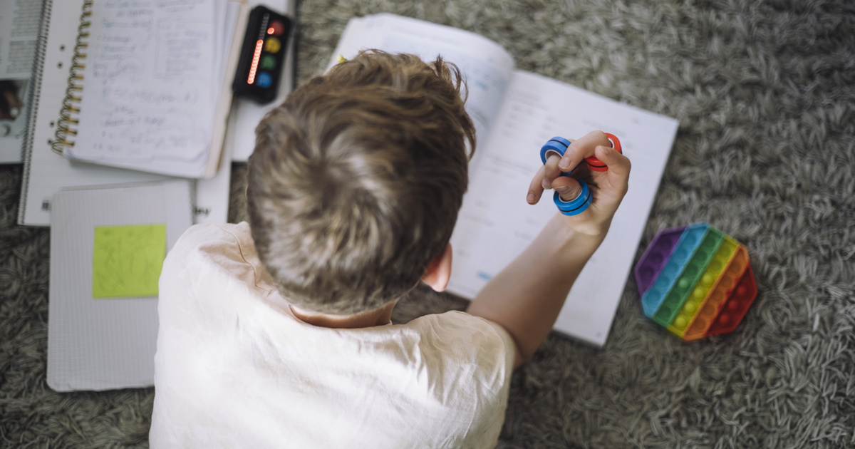Robbanásszerűen növekszik az ADHD-val diagnosztizáltak száma, ez áll a háttérben