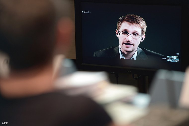 Edward Snowden videokonferencián beszéglet EU-s vezetőkkel. A Wired élőben találkozott vele Oroszországban