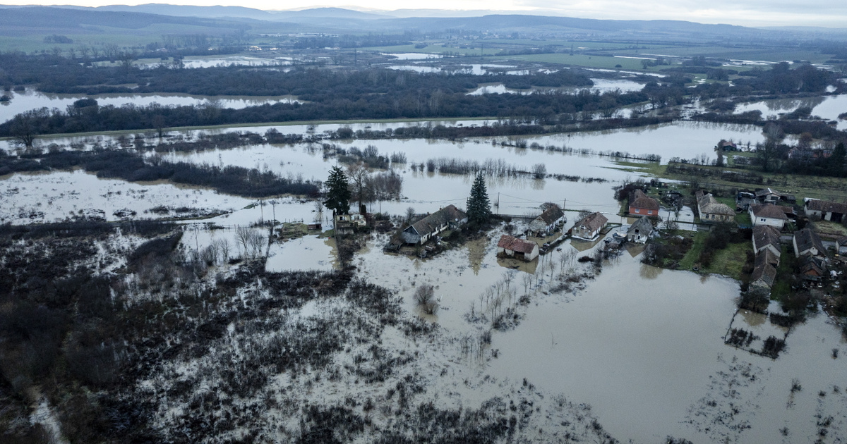 Árad az Ipoly, több utat lezártak Nógrádban