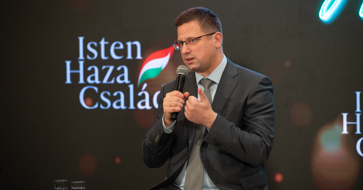 Gulyás Gergely: A Tisza megszüntetné a multik adóit, a számlát a magyarokkal fizettetnék meg