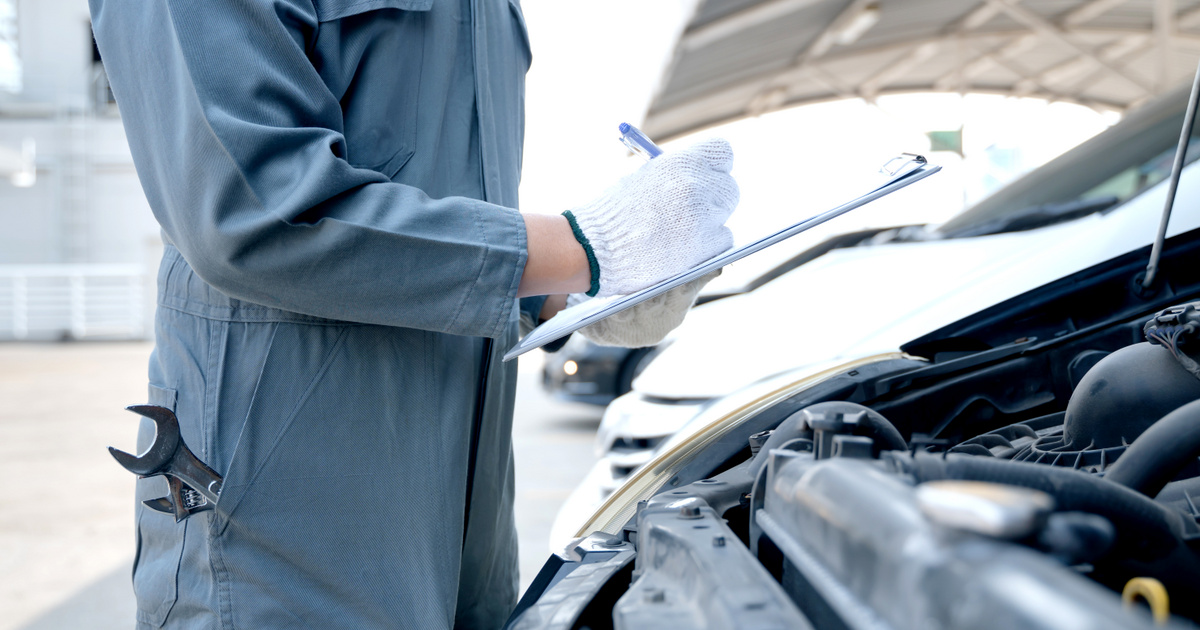 Meghozták a döntést a műszaki vizsgákról: erre számíthat, akinek 10 évnél öregebb autója van