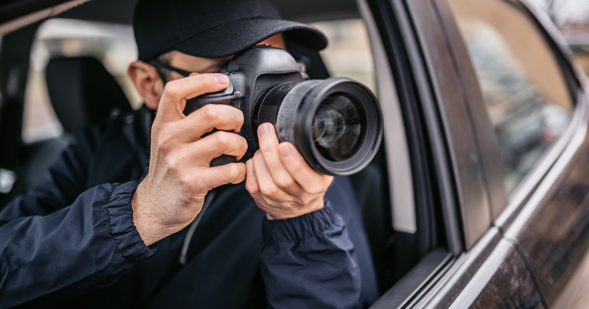 Betegszabit kért, nyomozót küldött rá a főnöke: döbbenetes, ami ezután történt