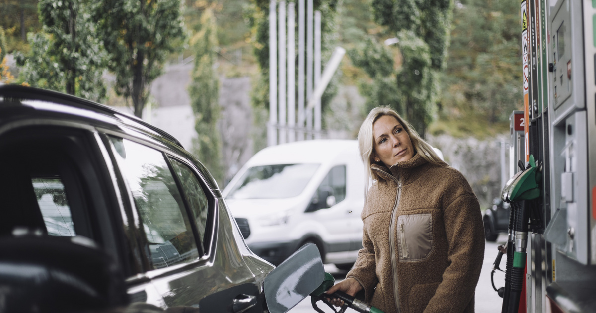 Szombaton változik a benzin és a gázolaj ára: erre számíthatnak az autósok