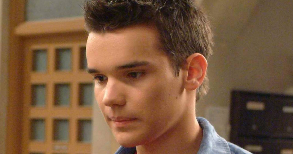 A Barátok közt Tónijaként országos tinisztár volt: 38 évesen így néz ki Dósa Mátyás