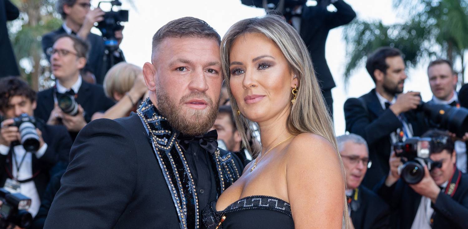 Hoppá! Titkos esküvőn vette feleségül gyerekei anyját Conor McGregor – fotók
