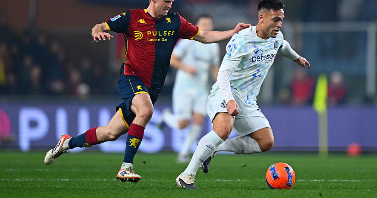 Kihasználta a Milan és a Napoli botlását, genovai sikerével a Serie A élére állt az Inter